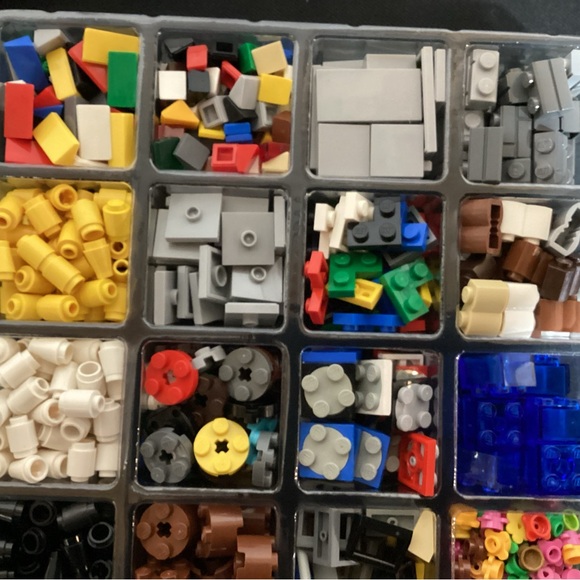 Lego Assorted pieces - Picture 5 of 5